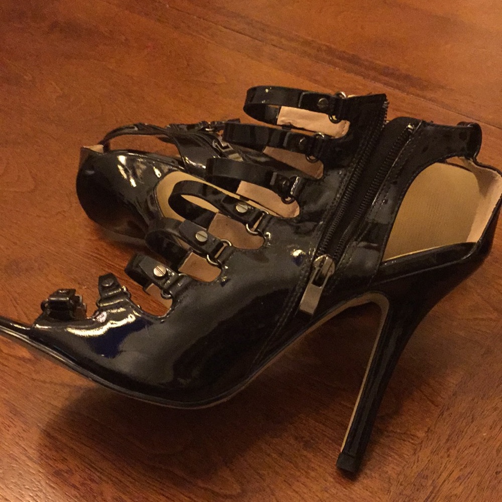 Shoes:size ten - Picture 5 of 6
